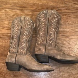 Women’s Ariat Cowboy Boots - 7.5
